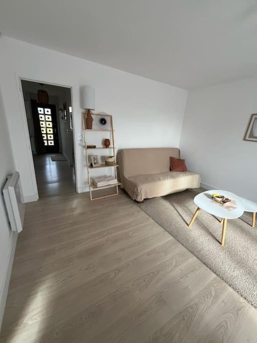Petite Maison Cosy En Campagne Neuilly  Buitenkant foto