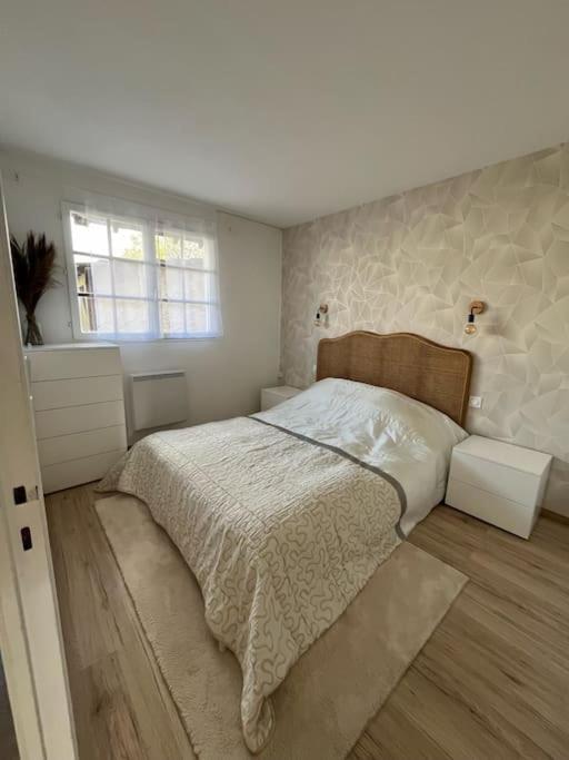 Petite Maison Cosy En Campagne Neuilly  Buitenkant foto